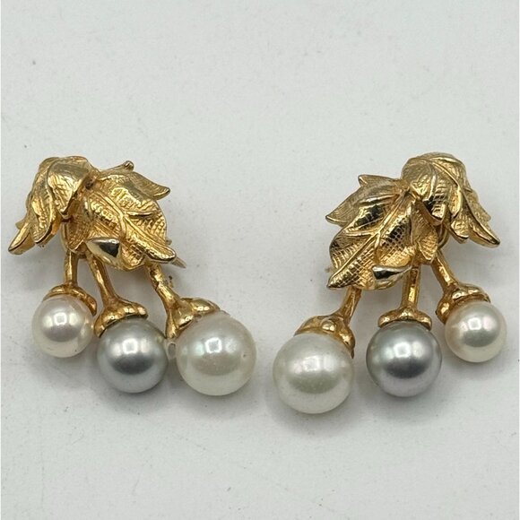 Castlecliff Vintage Pearl Earrings - Picture 1 of 4
